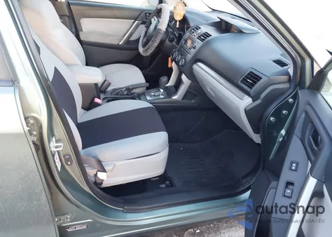 2014 Subaru Forester 2.5I Premium z USA, uszkodzony, nr VIN JF2SJAEC0EH534866